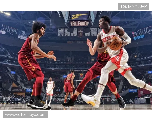 奥拉迪波无球跑动制造防守混乱，3D属性成球队外线关键支点