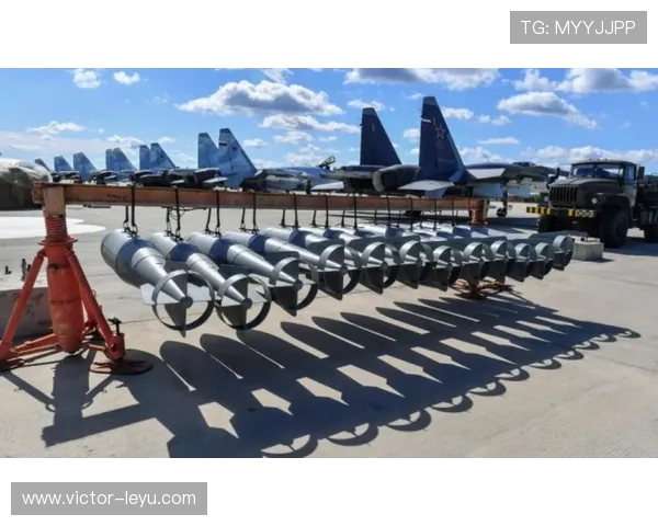 瓦格纳无球跑动牵制防线，魔术进攻空间显著提升