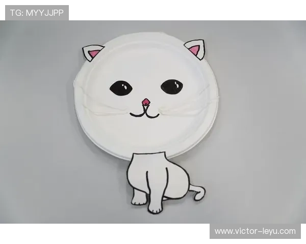 练俊杰这生活，别说球场了，光厕所里用的纸都比我家月亮牌贵！