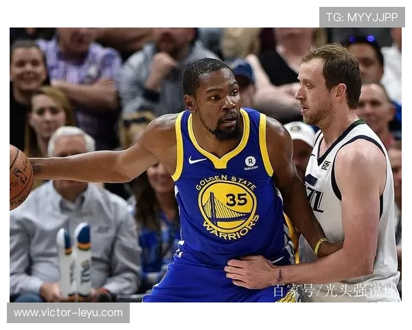 祖布门迪与布斯克茨：经典后腰与现代模板的战术角色对比分析